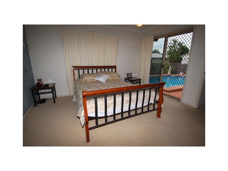 16 YALE CLOSE, Douglas QLD 4354