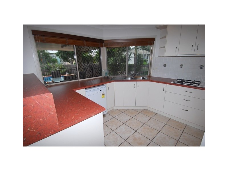 16 YALE CLOSE, Douglas QLD 4354