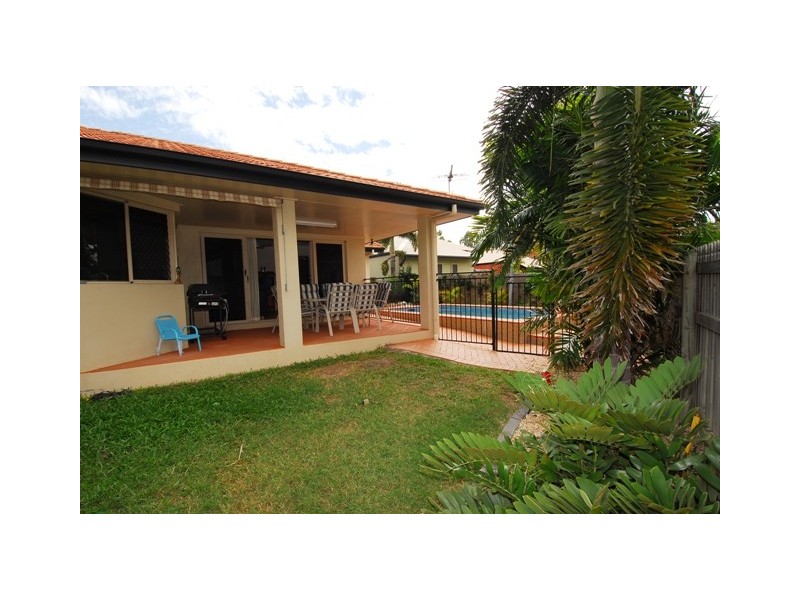 16 YALE CLOSE, Douglas QLD 4354