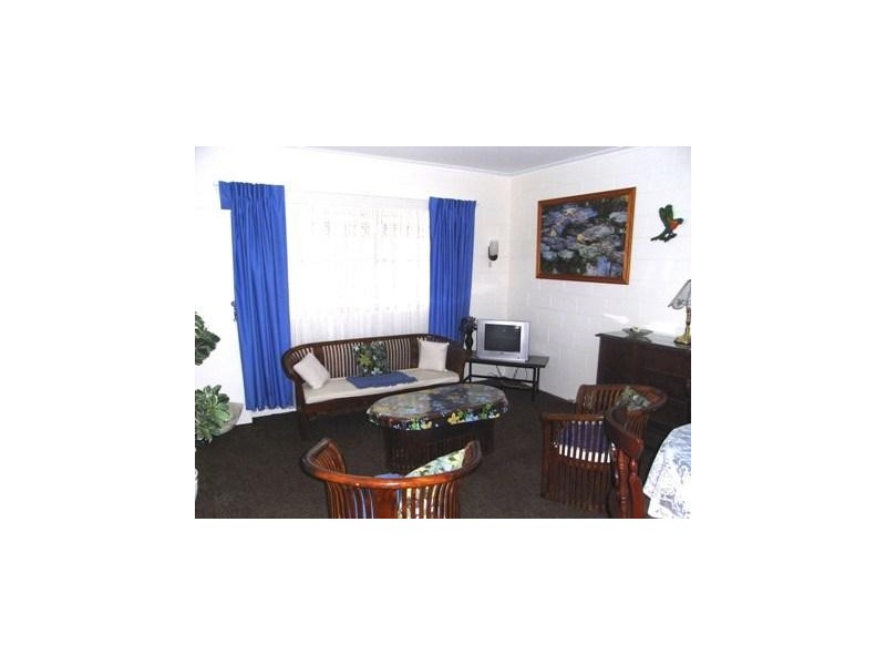 4/110 EYRE STREET, North Ward QLD 4810