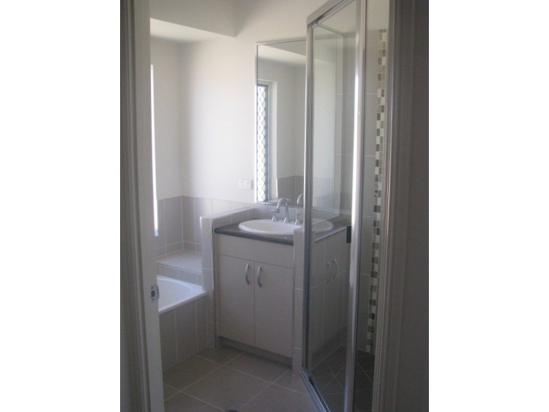 7 Capricorn Drive, Burdell QLD 4818