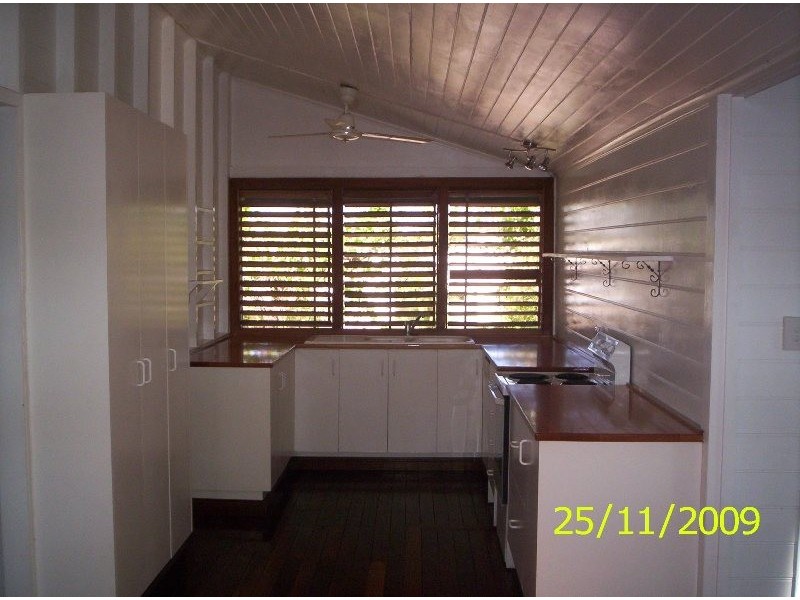 12 Summerfield Street, Hermit Park QLD 4812