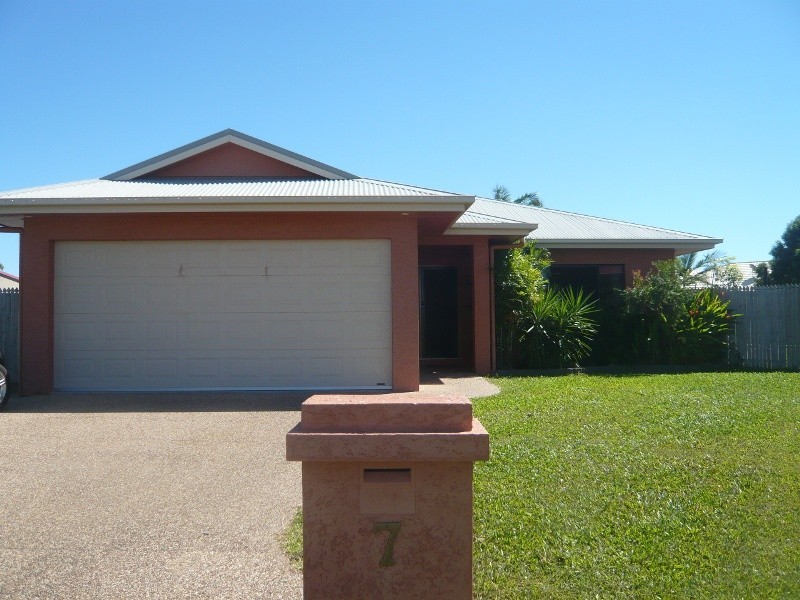7 Figtree Pocket, Idalia QLD 4811