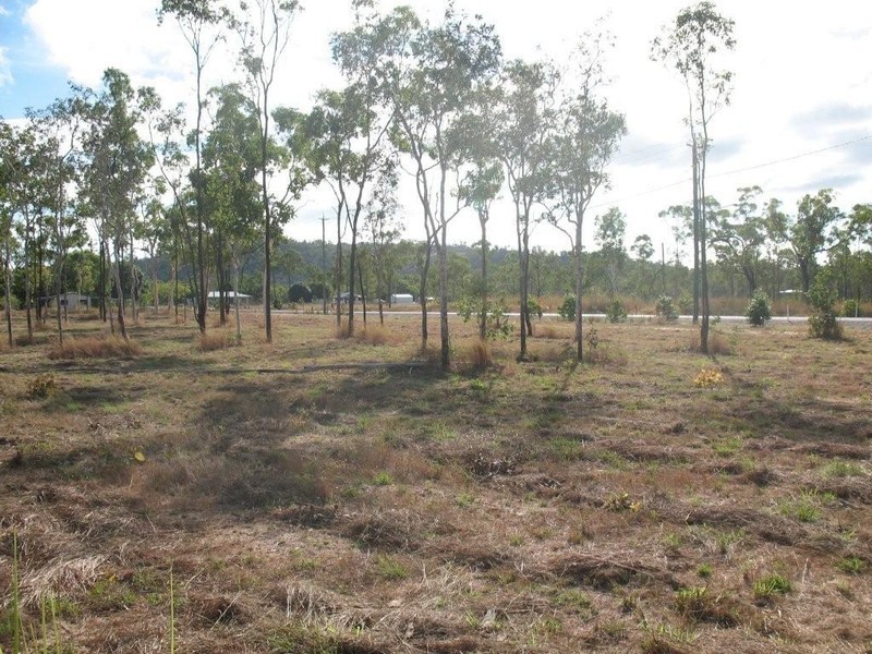 2 BLACKVIEW AVENUE, Black River QLD 4818