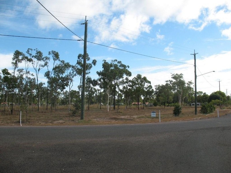 2 BLACKVIEW AVENUE, Black River QLD 4818