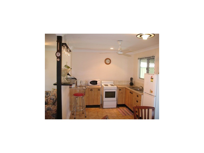 10  Tait Street, Kelso QLD 4815