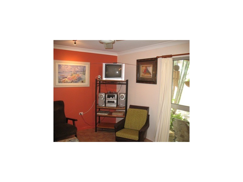 10  Tait Street, Kelso QLD 4815