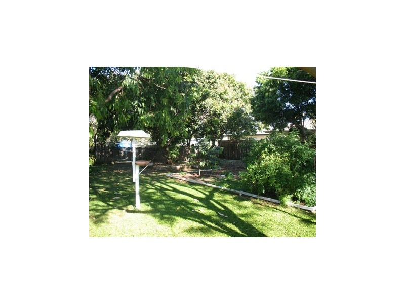 10  Tait Street, Kelso QLD 4815