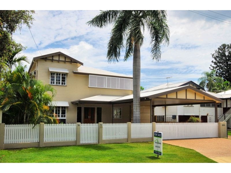 25 Princes Road, Hyde Park QLD 4812