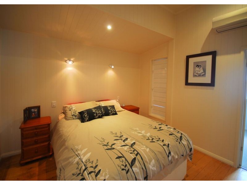 25 Princes Road, Hyde Park QLD 4812