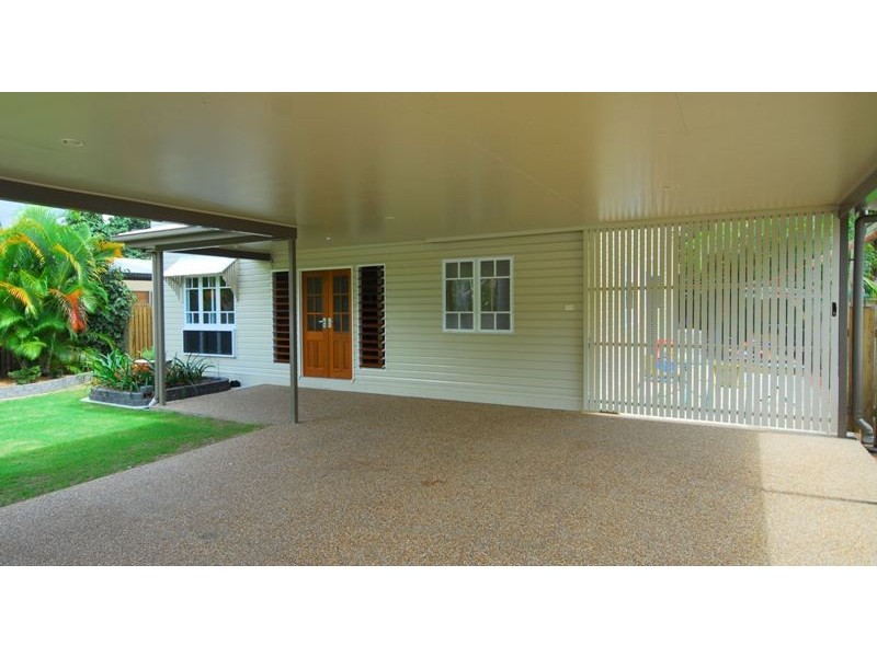 25 Princes Road, Hyde Park QLD 4812