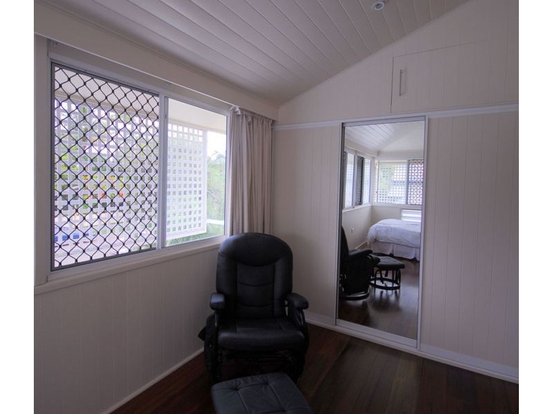 25 Princes Road, Hyde Park QLD 4812