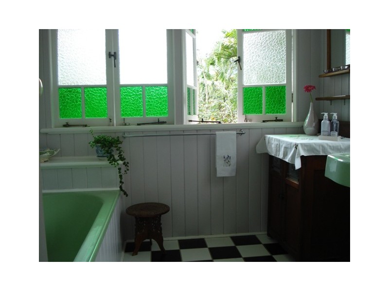 26 Sturges Street, Hermit Park QLD 4812