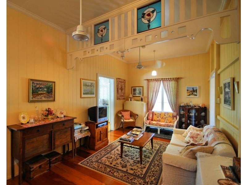 26 Sturges Street, Hermit Park QLD 4812