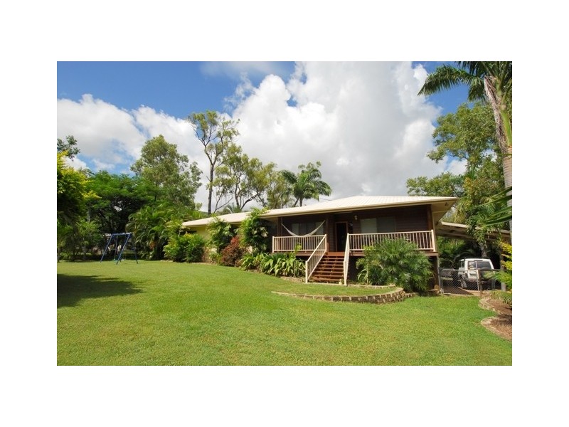 9  Mt Cradle Court, Alligator Creek QLD 4816