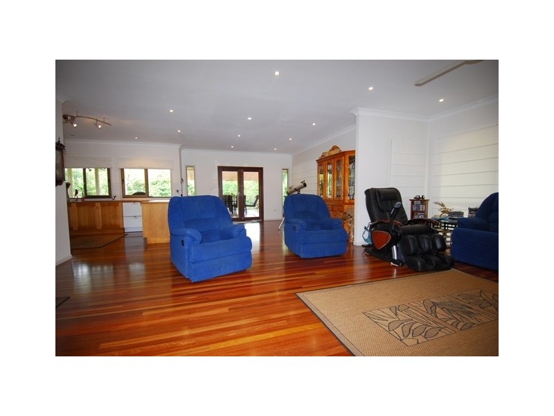 9  Mt Cradle Court, Alligator Creek QLD 4816