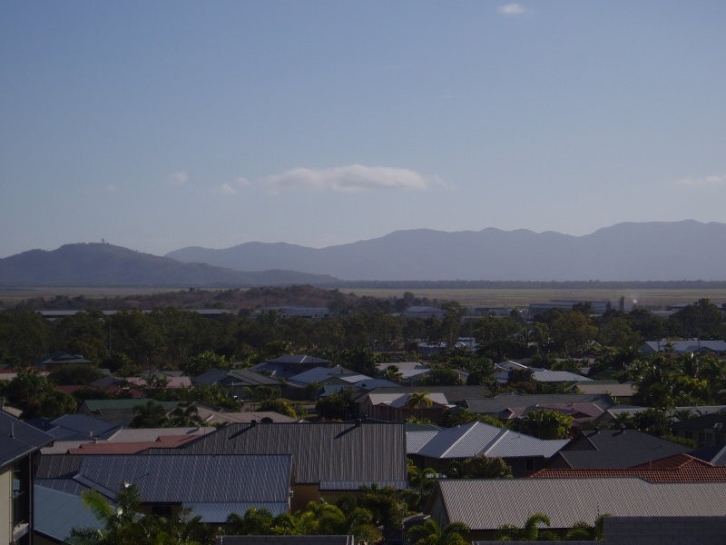 37 Timbury Way, Mount Louisa QLD 4814