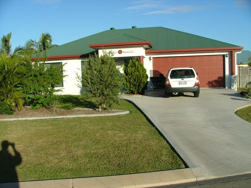 11 Mirada Court, Kirwan QLD 4817