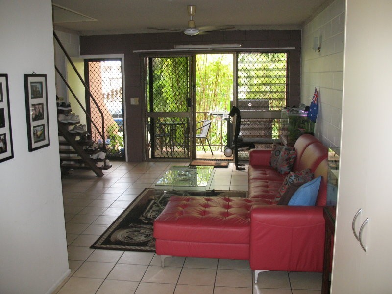 6/25 Roberts Street, Hermit Park QLD 4812
