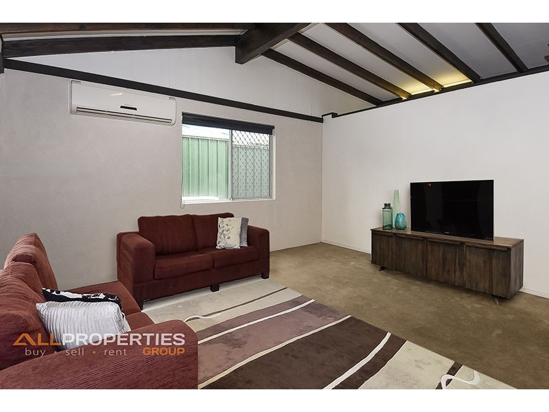 20 Blackton Street, Logan Central QLD 4114