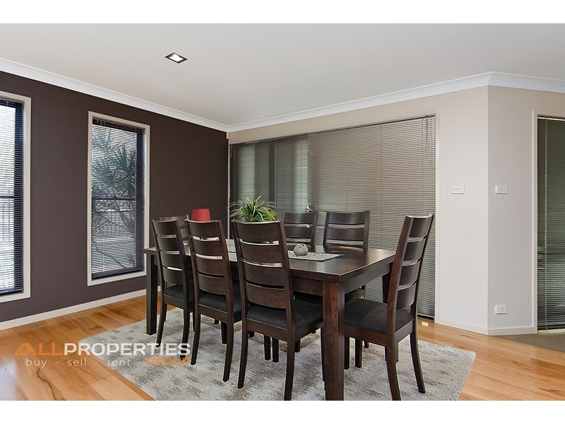 64 Lauradale Crescent, Ormeau QLD 4208
