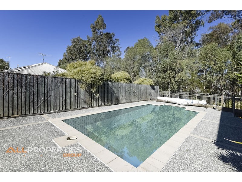 64 Lauradale Crescent, Ormeau QLD 4208