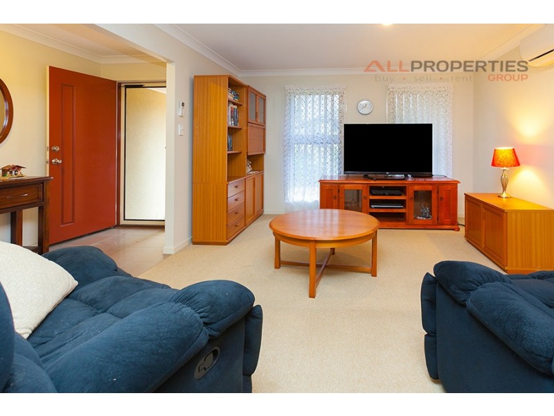 18 Chaka Street, Hillcrest QLD 4118