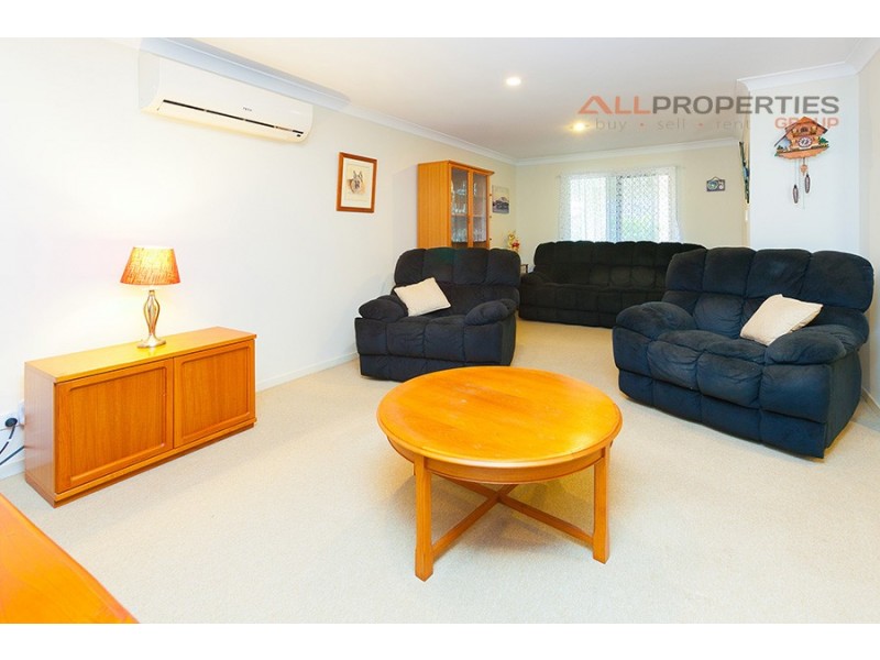 18 Chaka Street, Hillcrest QLD 4118