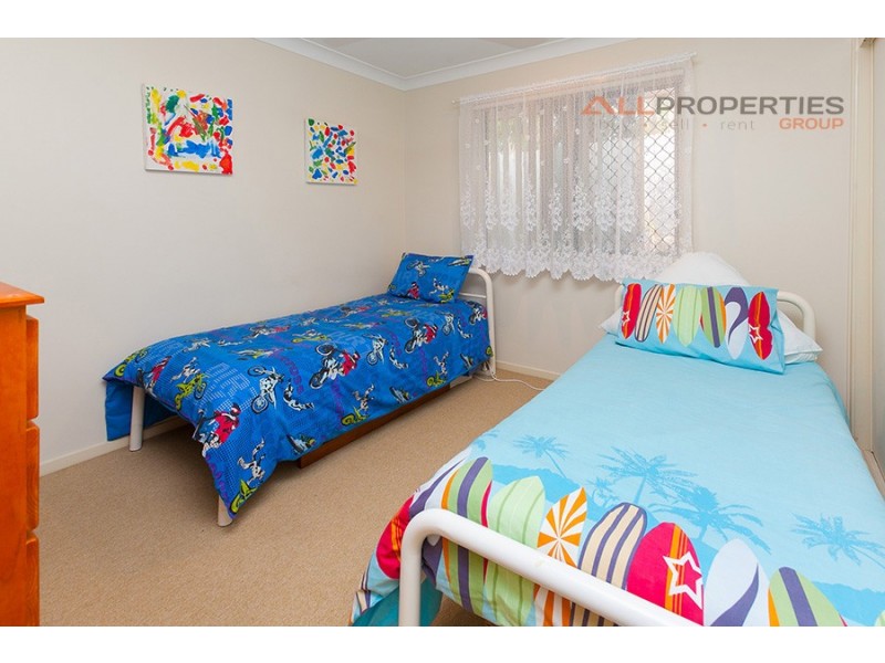 18 Chaka Street, Hillcrest QLD 4118