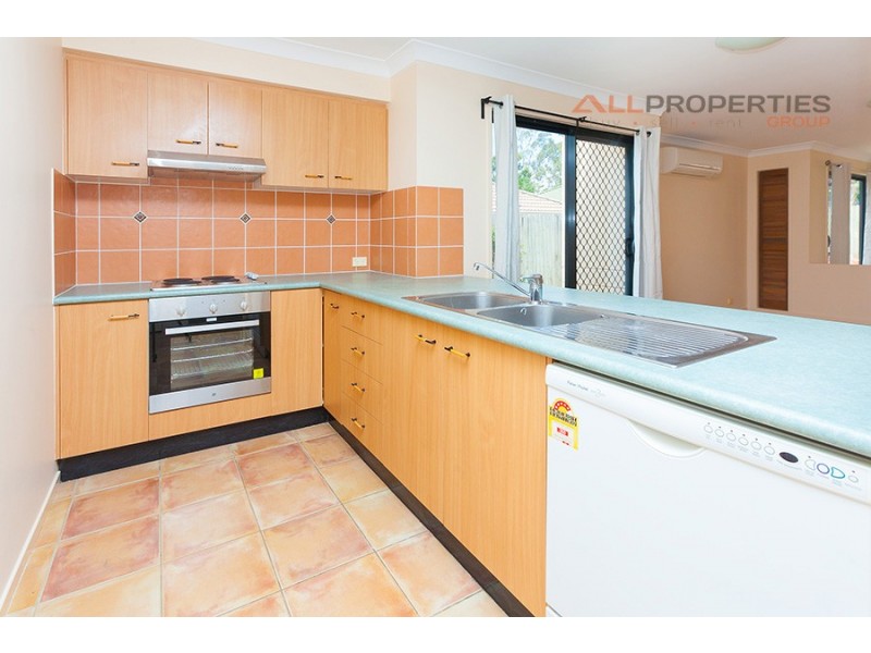 35 St James Street, Forest Lake QLD 4078