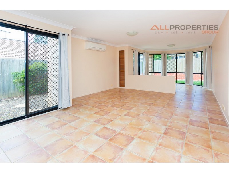 35 St James Street, Forest Lake QLD 4078