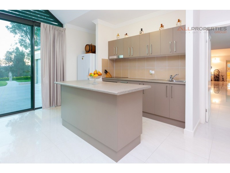 41 Dianella Ct, New Beith QLD 4124