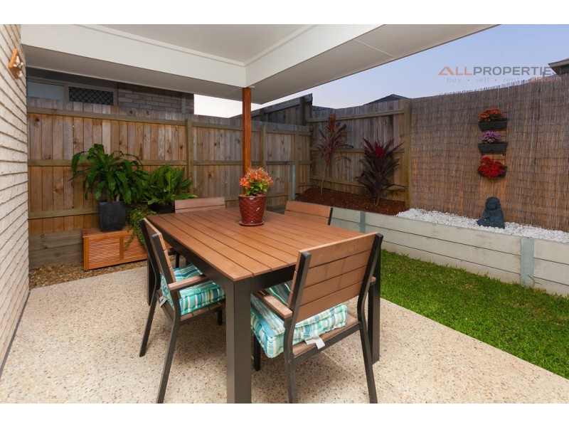 102 Darlington Dve, Yarrabilba QLD 4207