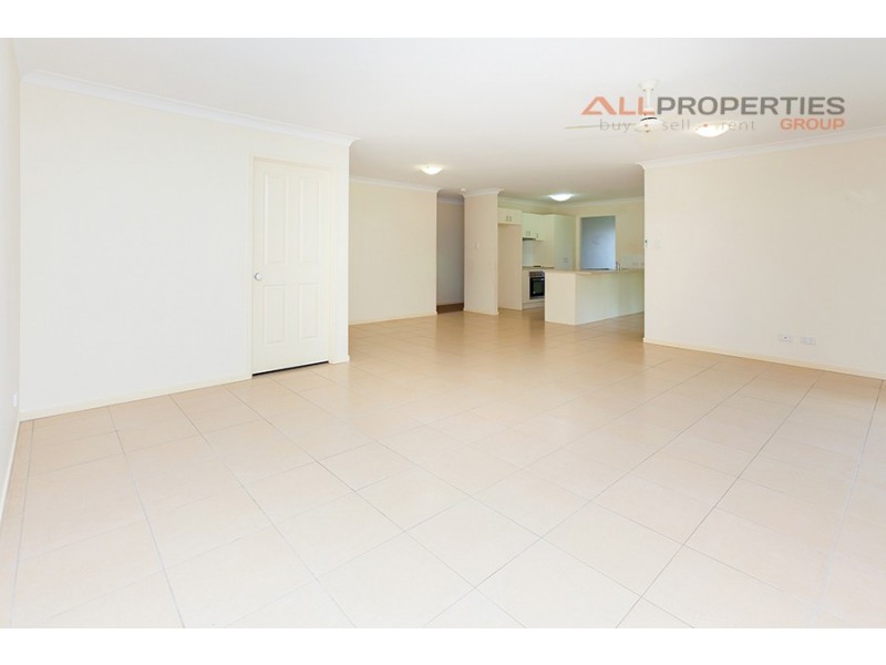 20 Dily Street, Hillcrest QLD 4118