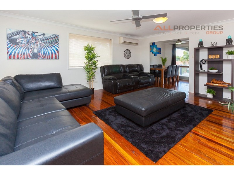 78 Peverell Street, Hillcrest QLD 4118