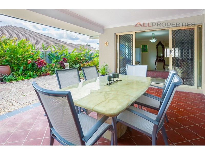 43 Parkwood Drive, Heathwood QLD 4110