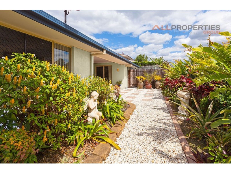 43 Parkwood Drive, Heathwood QLD 4110