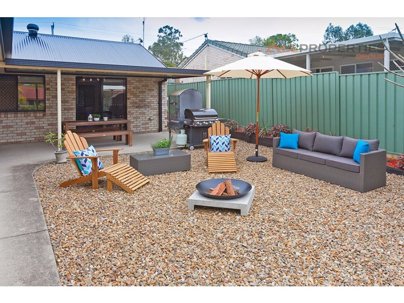 55 Conifer Street, Hillcrest QLD 4118