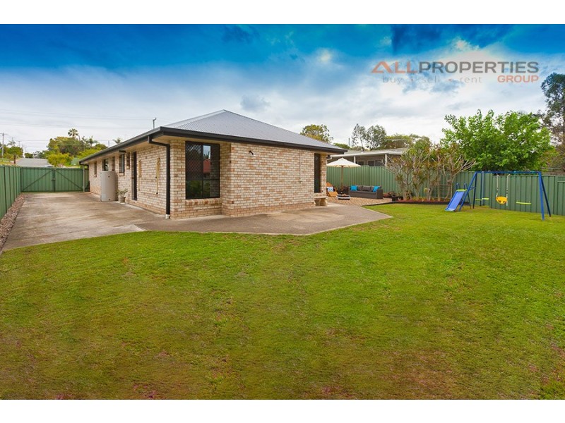 55 Conifer Street, Hillcrest QLD 4118