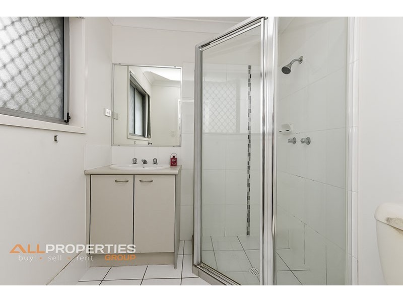 14 RESI DRIVE, Regents Park QLD 4118