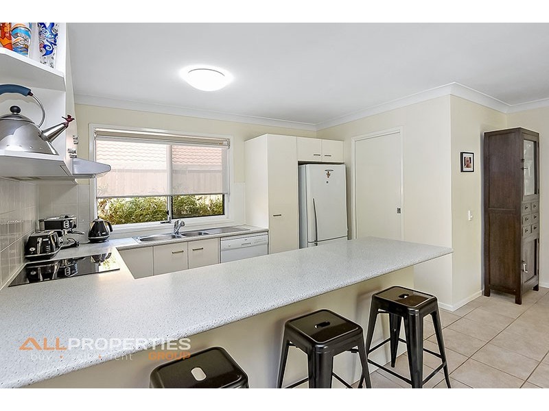 28 Mawson Place, Forest Lake QLD 4078