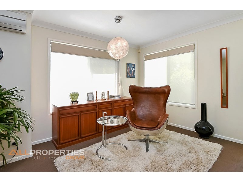 28 Mawson Place, Forest Lake QLD 4078