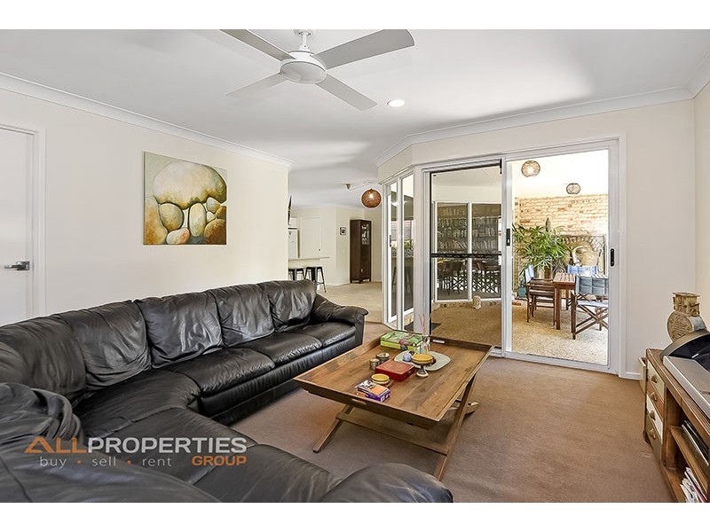 28 Mawson Place, Forest Lake QLD 4078