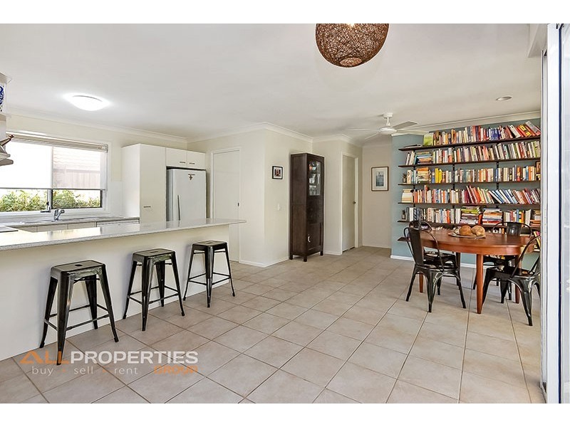 28 Mawson Place, Forest Lake QLD 4078