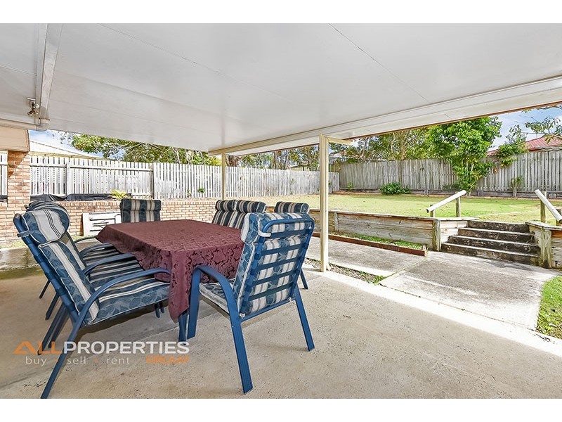 207 WALLER ROAD, Regents Park QLD 4118