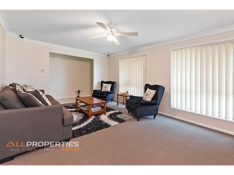 17 Glenlee Place, Parkinson QLD 4115