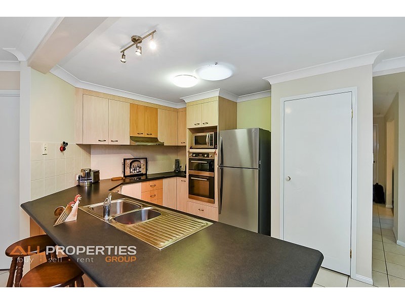 17 Glenlee Place, Parkinson QLD 4115