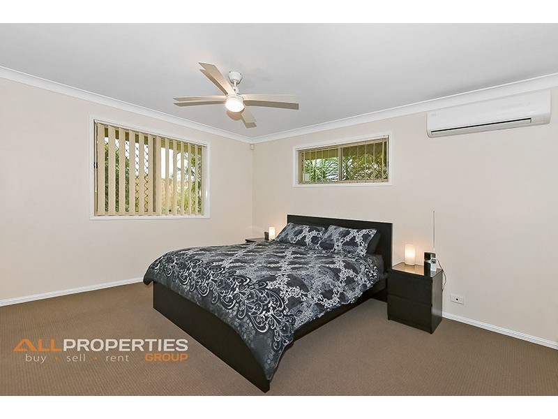 17 Glenlee Place, Parkinson QLD 4115