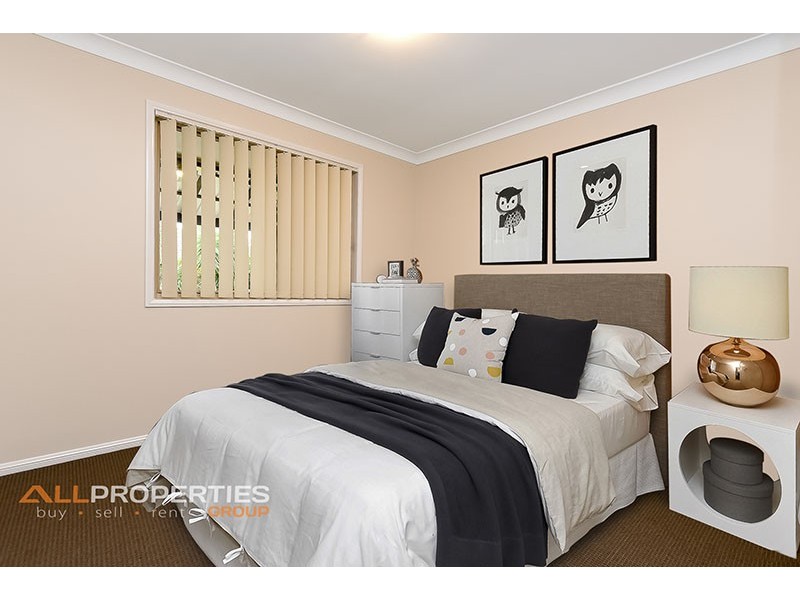 17 Glenlee Place, Parkinson QLD 4115