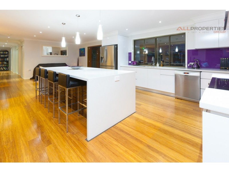 14 Alexander Court, Chambers Flat QLD 4133